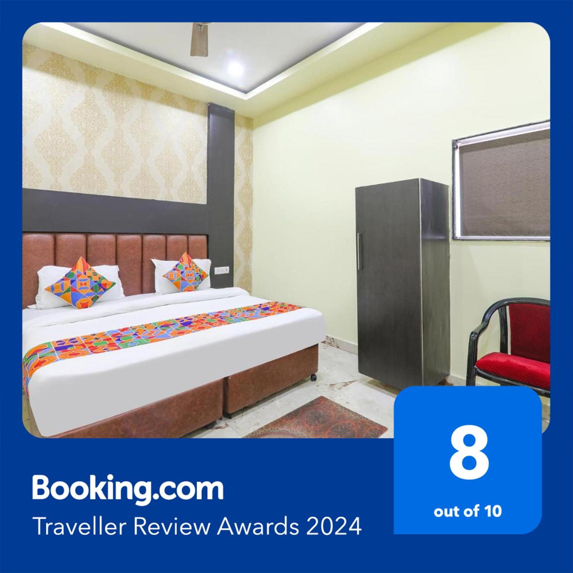 Fabexpress Gs Residency Hotel Варанаси Екстериор снимка